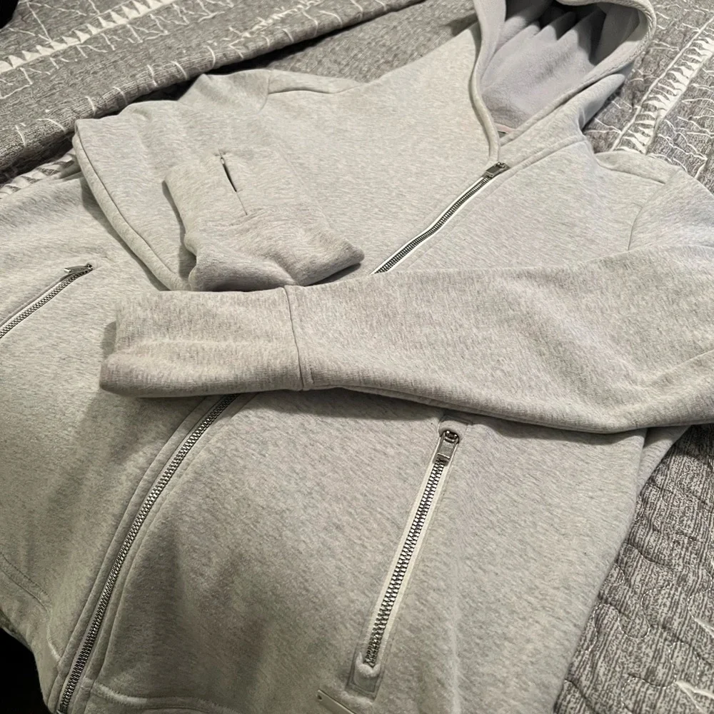 Pullover - Picture 2 of 6